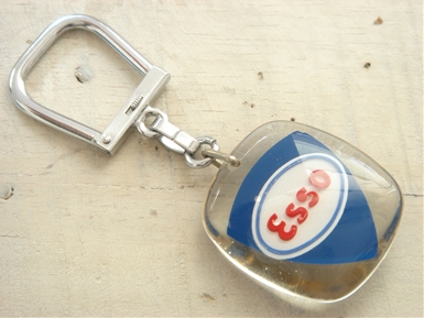 PEUGEOT&ESSO�� �u���{���L�[�z���_�[