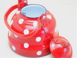 �A���e�B�[�N���ʃz�[���[�|�b�g
