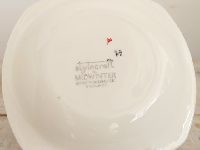ミッドウィンター レッドドミノ デミタスカップ＆ソーサー MIDWINTER RED DOMINO
