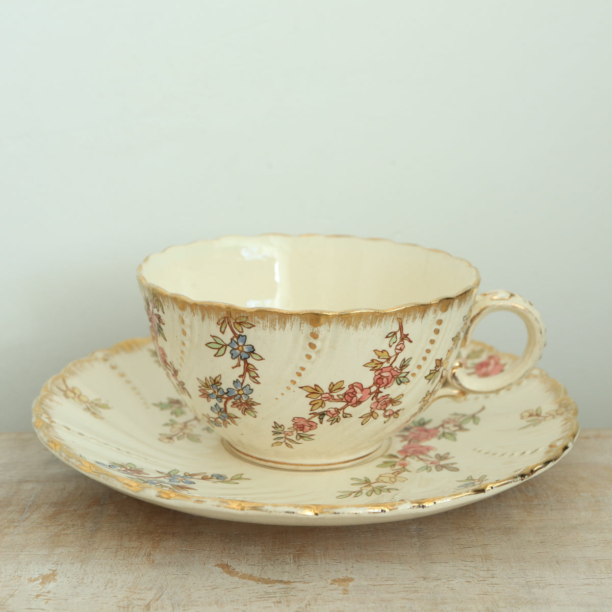 アンティーク カップ＆ソーサー ルイ15世 LOUIS XV フランス サルグミンヌ製 U&C SARREGUEMINES