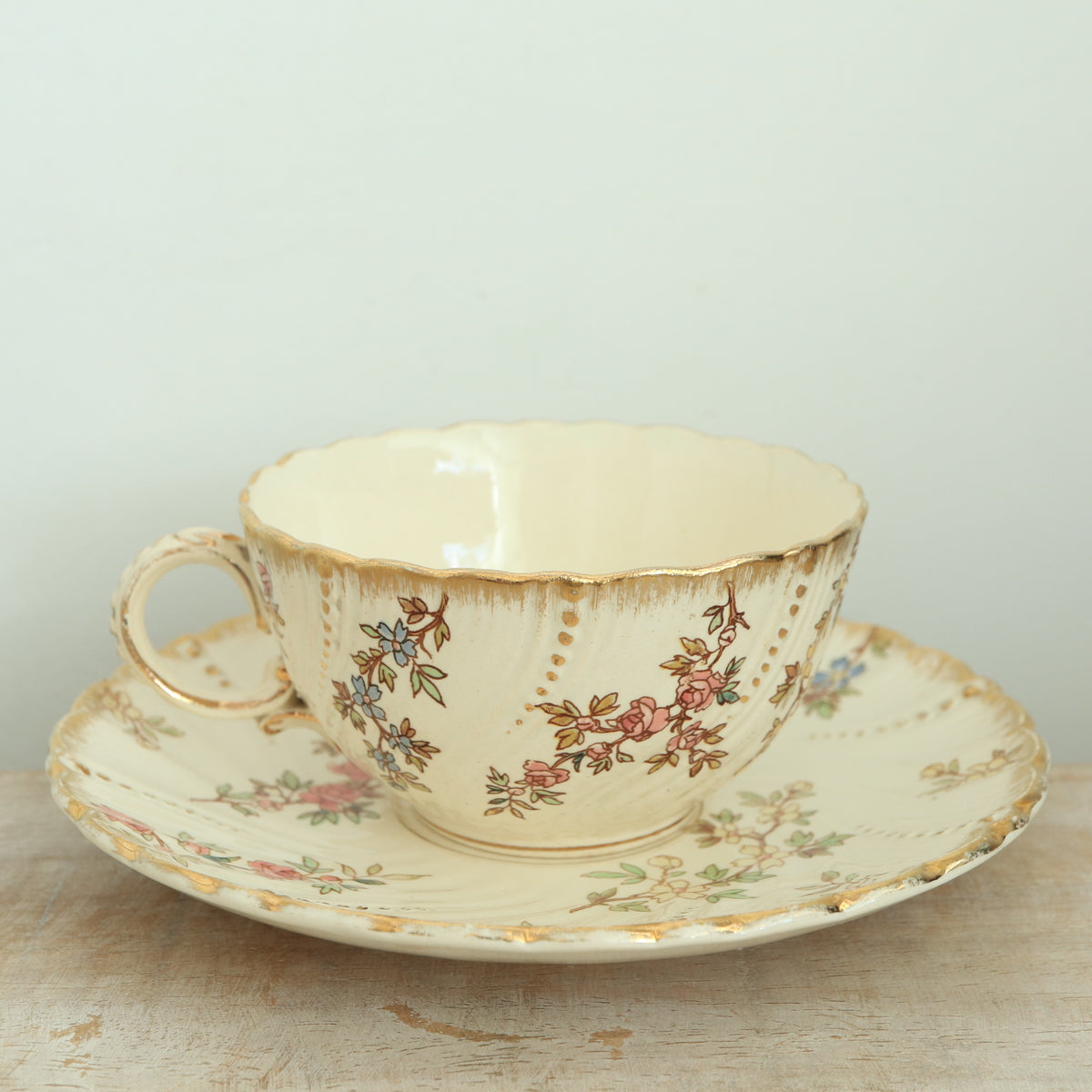 アンティーク カップ＆ソーサー ルイ15世 LOUIS XV フランス サルグミンヌ製 U&C SARREGUEMINES