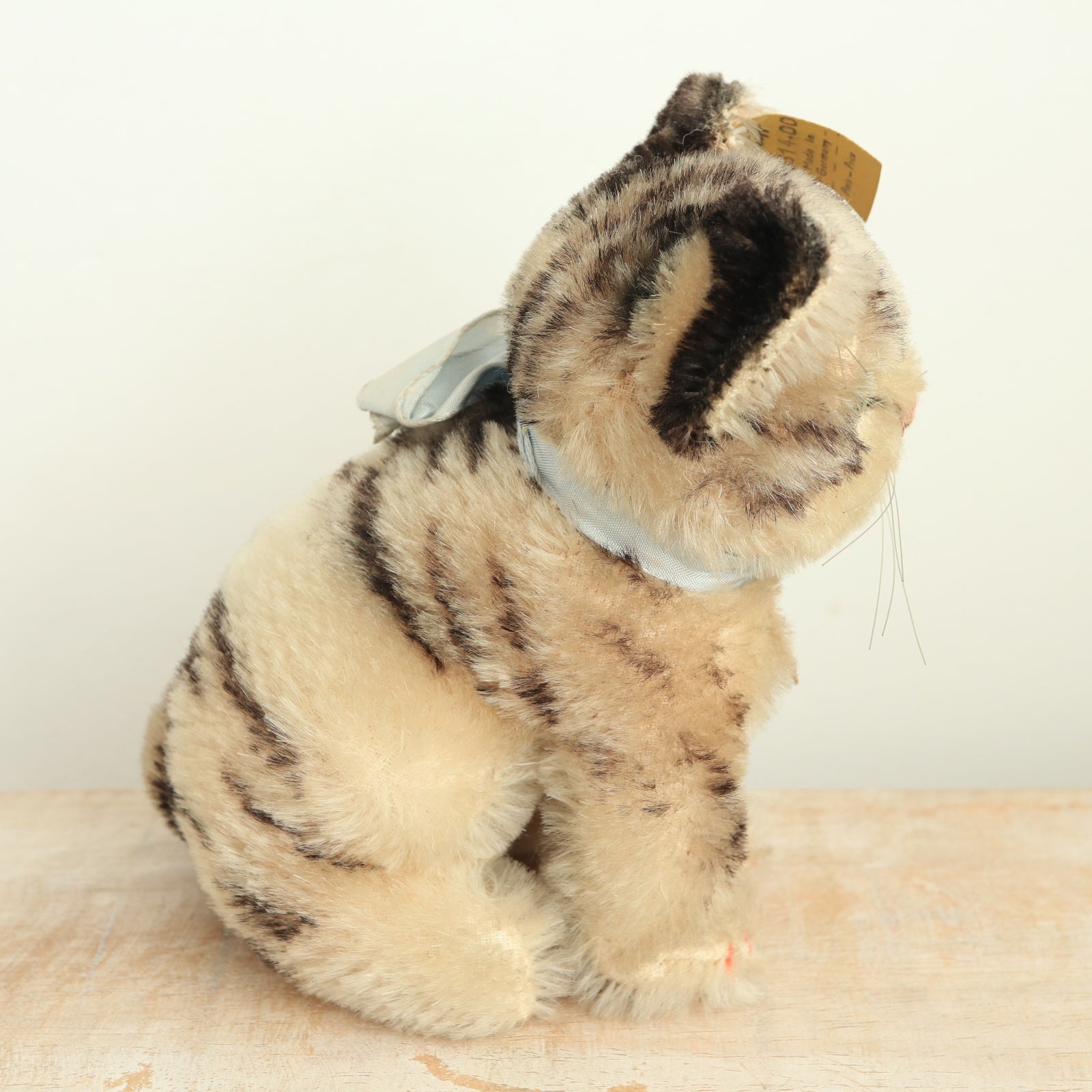 【座り子猫 Susi 14 cm 】ヴィンテージ シュタイフ アンティーク シュタイフ ネコ Steiff Susi 14cm – アンティーク雑貨ミュー