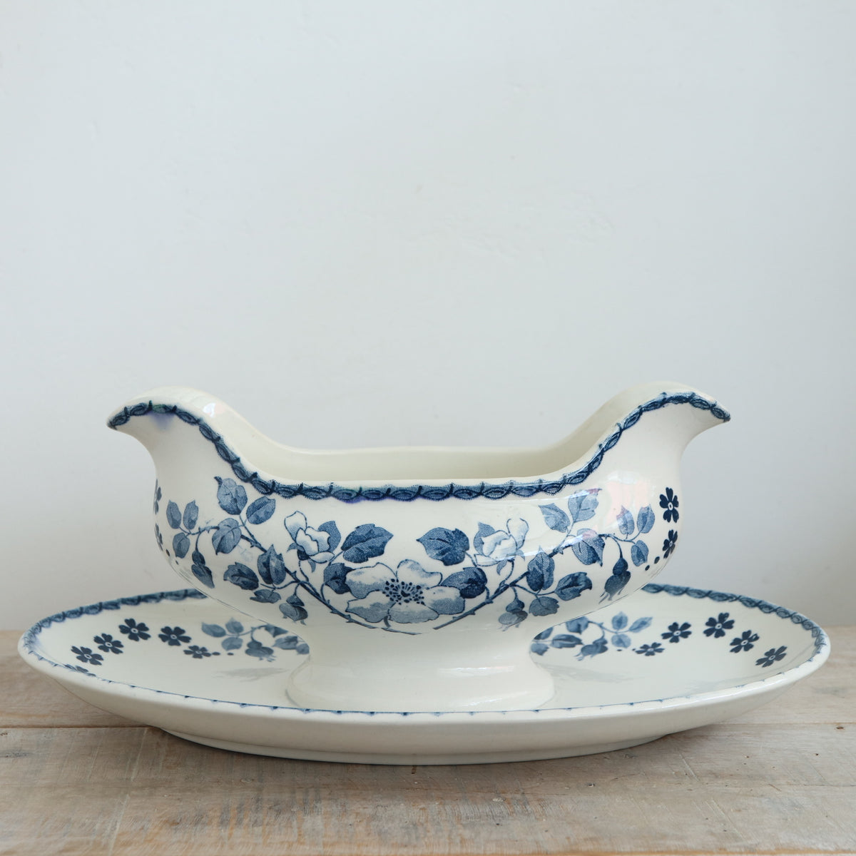 アンティーク ソーシエール サルグミンヌ フランス Trouville U&C SARREGUEMINES FRANCE Antique Gravy boat