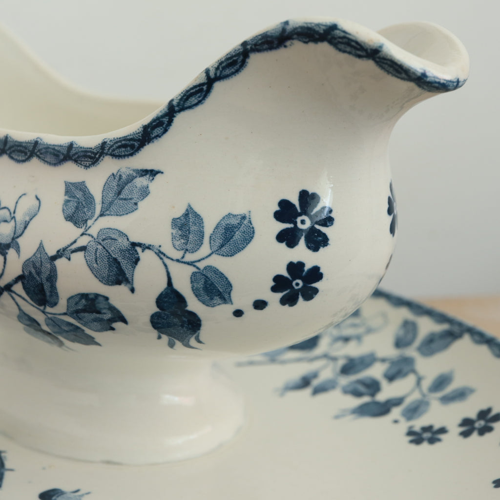 アンティーク ソーシエール サルグミンヌ フランス Trouville U&C SARREGUEMINES FRANCE Antique Gravy boat