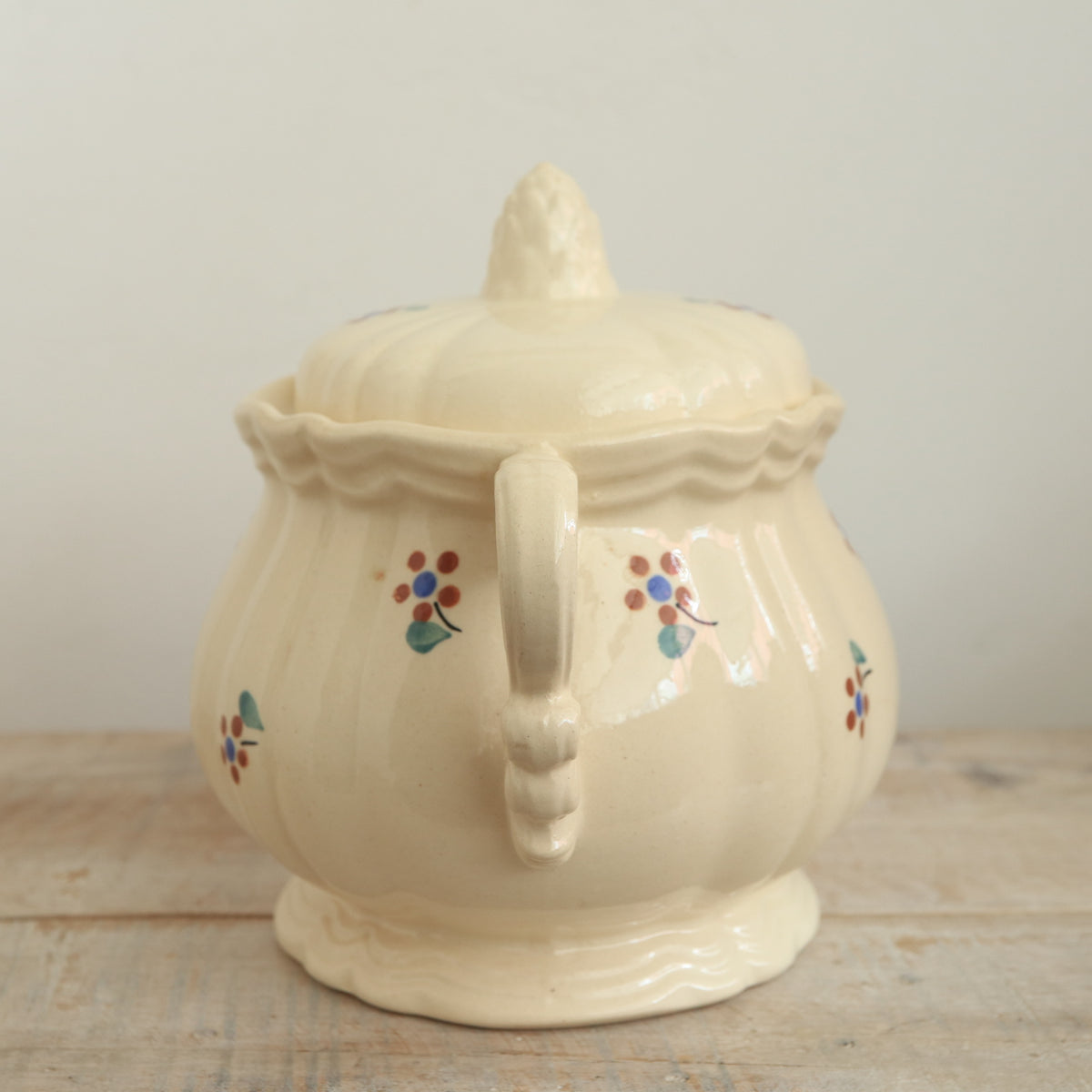 アンティーク シュガーポット シュクリエ 花リム 小花 サルグミンヌ フランス AROMANCHES Digoin & Sarreguemines France