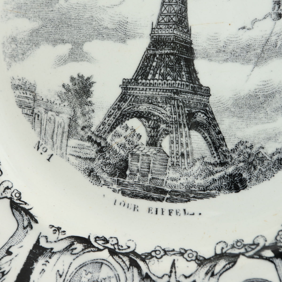 アンティークプレート エッフェル塔 パリ万博 クレイユモントロー フランス Tour Eiffel Creil Montereau FRANCE