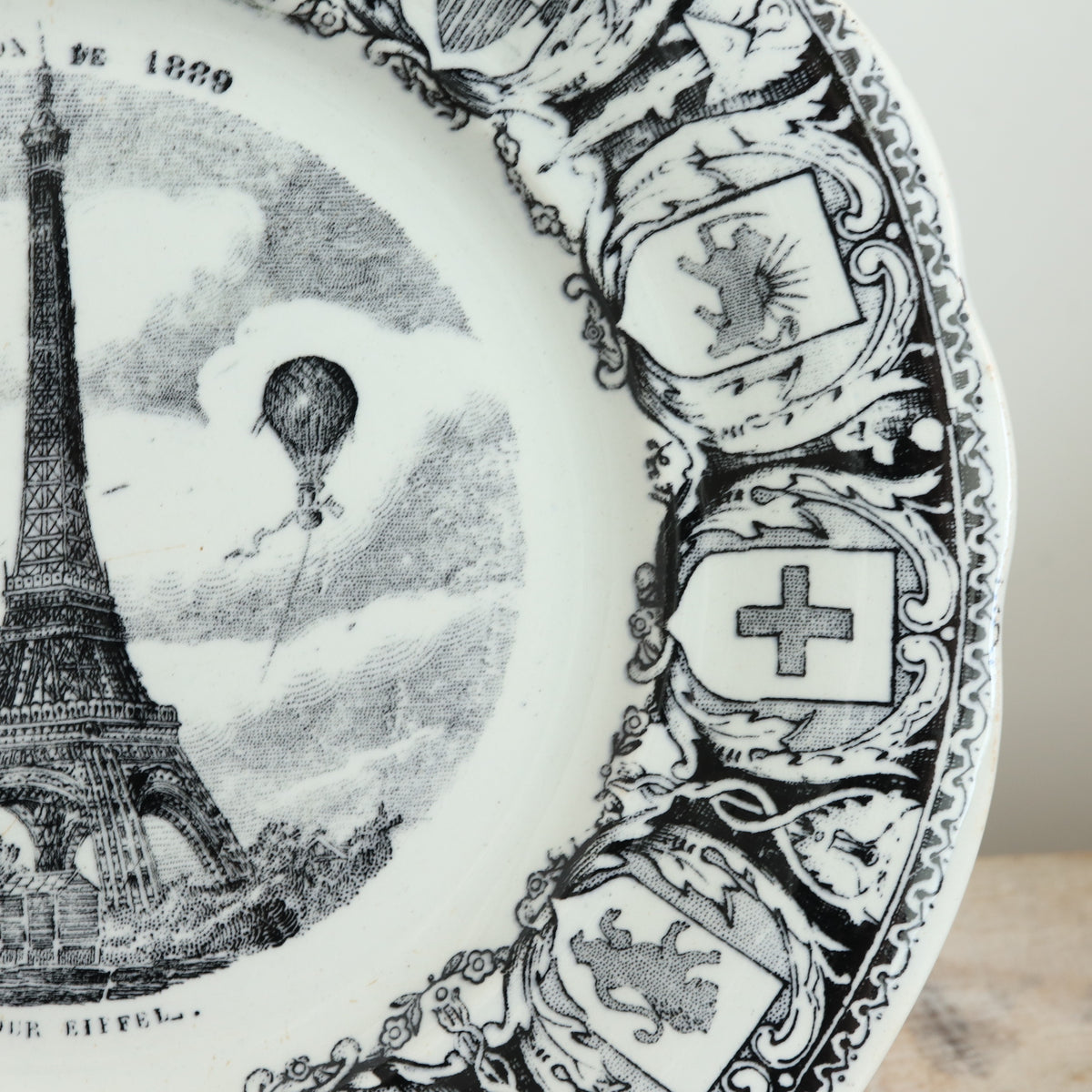 アンティークプレート エッフェル塔 パリ万博 クレイユモントロー フランス Tour Eiffel Creil Montereau FRANCE