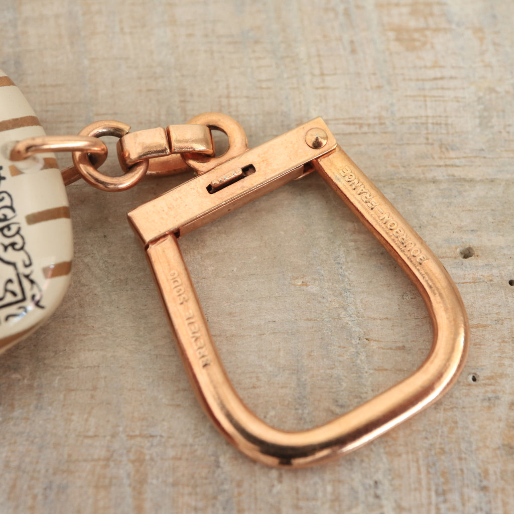 ブルボンキーホルダー フィガロ LE FIGARO 1866-1966