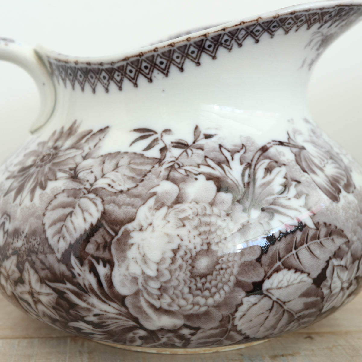 アンティーク ピシェ JARDINIERE フランス サルグミンヌ製 U&C SARREGUEMINES