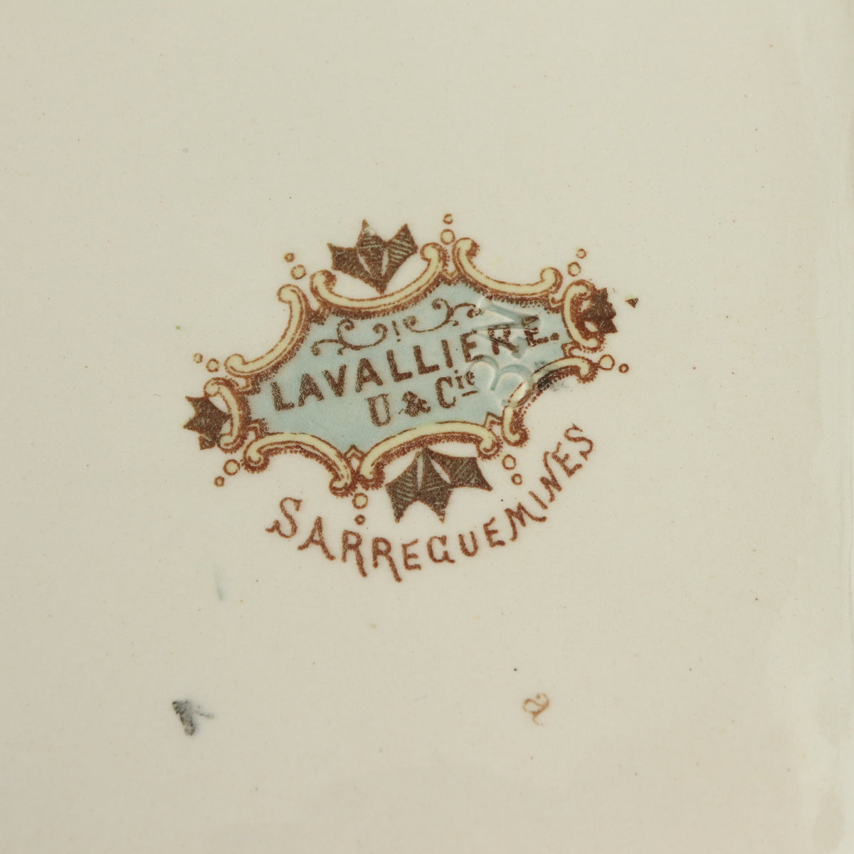 アンティークプレート ラヴァリエール 深皿 LAVALLIERE フランス サルグミンヌ製 U&C SARREGUEMINES