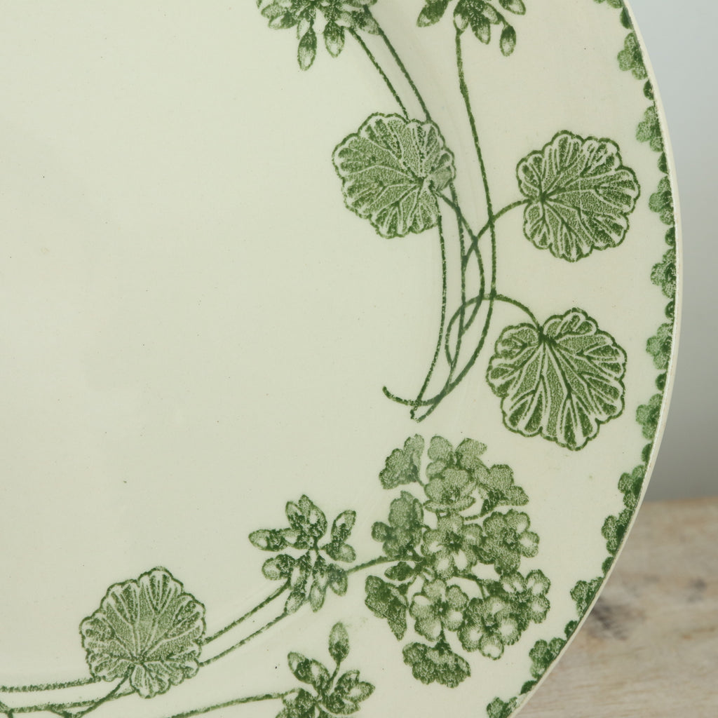 アンティークプレート ゼラニウム デザート皿 GERANIUM フランス サルグミンヌ製 U&C SARREGUEMINES