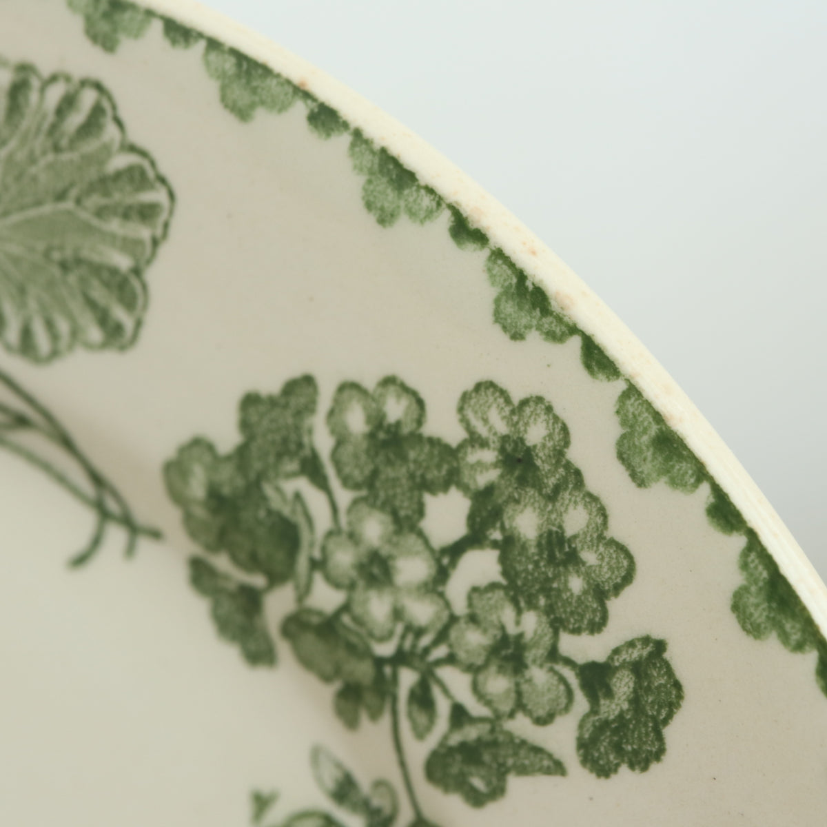 アンティークプレート ゼラニウム デザート皿 GERANIUM フランス サルグミンヌ製 U&C SARREGUEMINES
