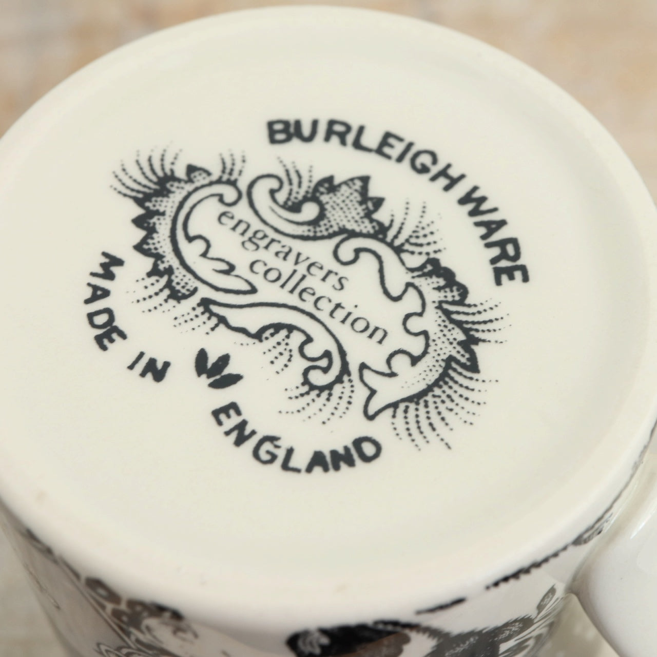 バーレイ Burleigh エングレイバーズ ブラック マグカップ
